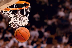 爱游戏综合 -又见绝平！利物浦与曼联鏖战至终场，格列兹曼读秒救主